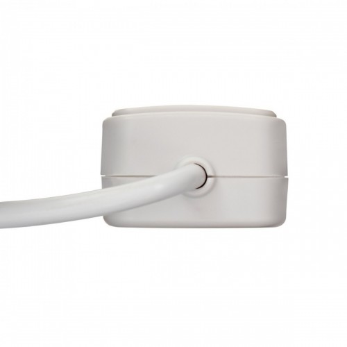 V7 Stabilizzatore di tensione a 6 prese Schuko...