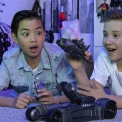 Batman , Batmobile e Bat-barca veicolo trasformabile 2 in 1 per personaggi da 10 cm, dai 4 anni - 6055952