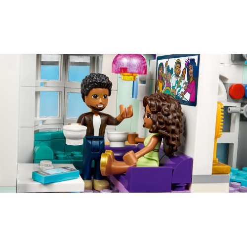 LEGO Friends La villetta familiare di Andrea -...