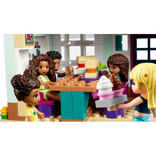 LEGO Friends La villetta familiare di Andrea -...