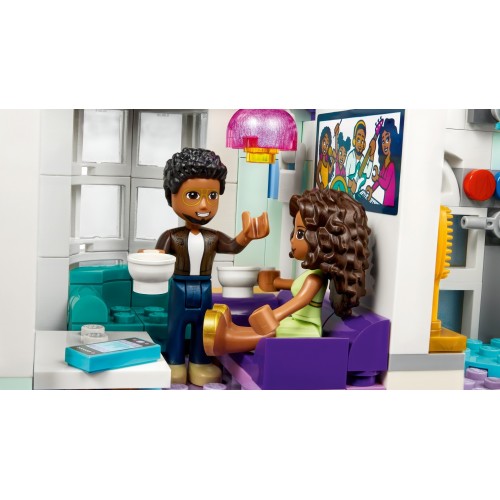LEGO Friends La villetta familiare di Andrea -...