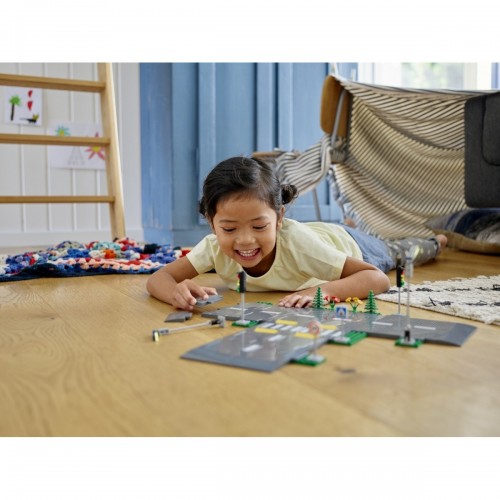 LEGO City Piattaforme stradali - 60304