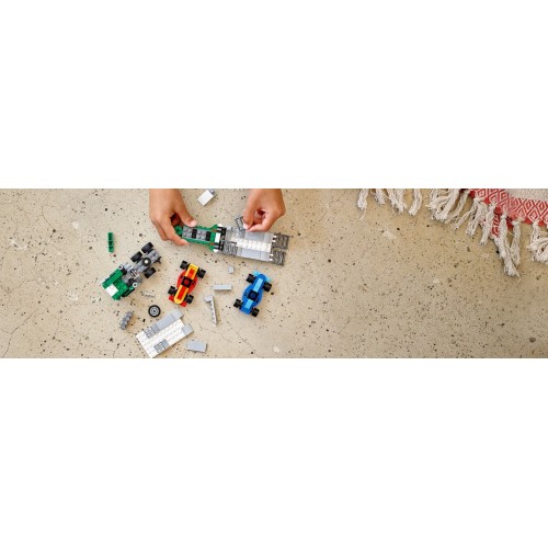 LEGO Creator Trasportatore di auto da corsa -...