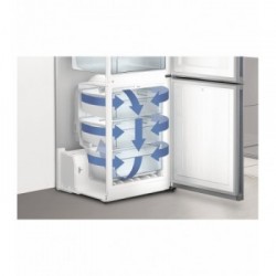 Liebher CBNef 5735 - Frigorifero Combinato BioFresh NoFrost, 393 Litri, Classe D, 201 x 70 x 66.5 cm