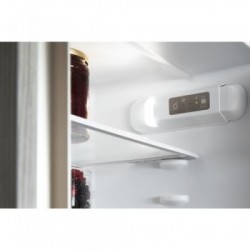 Whirlpool ART 66011 - Frigorifero Combinato da Incasso, 273 Litri, Classe F, 177x54x54.5 cm
