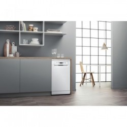Hotpoint HSFC 3T127 C - Lavastoviglie da Libera Installazione, 10 Coperti, Classe E