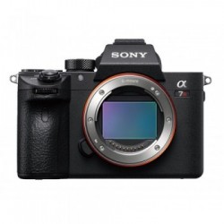 Sony α 7R III Corpo MILC 42,4 MP Exmor R CMOS 7952 x 5304 Pixel Nero
