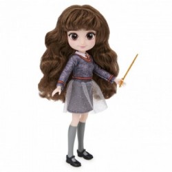 Wizarding World Bambola articolata Hermione Granger 20cm, con bacchetta e divisa di Hogwarts - dai 5 anni in su