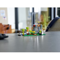 LEGO Minecraft L'allevamento di panda - 21158