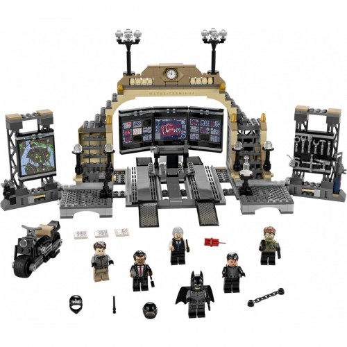 Lego DC The Batman 76183 - Batcaverna: Faccia a...