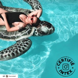 Intex 57555NP Multicolore Materassino galleggiante A fantasia