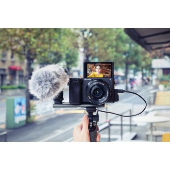 Sony α Alpha 6400 con... 2