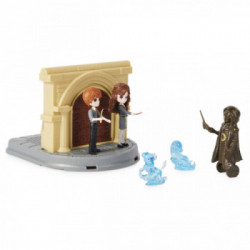 Wizarding World , set Stanza delle Necessità 2 in 1 con 2 bambole articolate e 3 accessori, collezione Harry Potter,