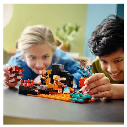 Lego Minecraft 21185 - Il Bastione del Nether