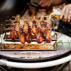 Rösle 25144 - Supporto Barbecue per Cosce di Pollo