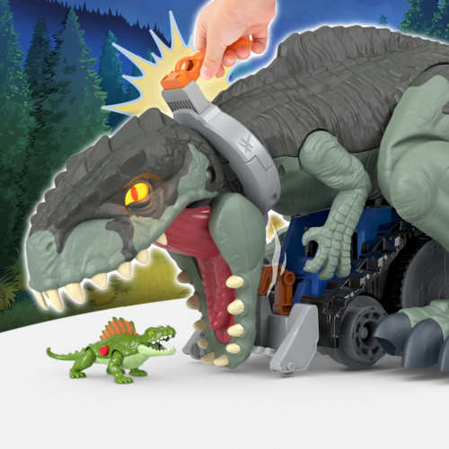 Fisher-Price Imaginext GWT22 action figure...