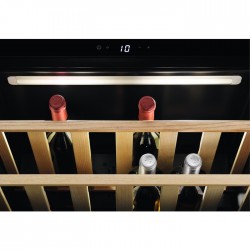 Electrolux KBW5T cantina vino Da incasso Nero 18 bottiglia/bottiglie A++