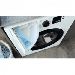 Hotpoint NF825WK IT - Lavatrice a Carica Frontale, 8 Kg, 1400 Giri, Classe B