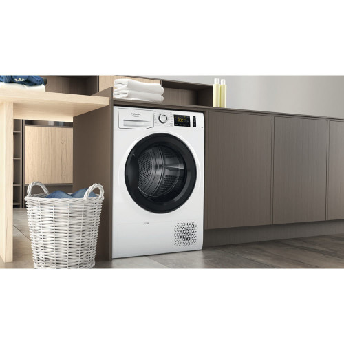 Hotpoint NT M11 82K IT - Asciugatrice a Pompa...