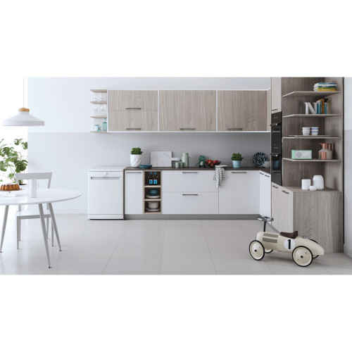 Indesit DFE 1B19 14 - Lavastoviglie da Libero...