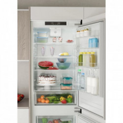 Indesit IND 401 - Frigorifero da Incasso Combinato, 400 Litri, Classe F