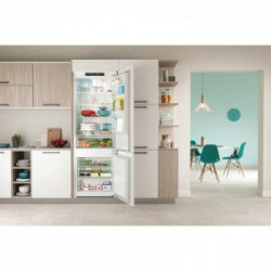 Indesit IND 401 - Frigorifero da Incasso Combinato, 400 Litri, Classe F