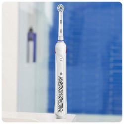 Oral-B Teen White - Spazzolino Elettrico Ricaricabile, 2 Testine