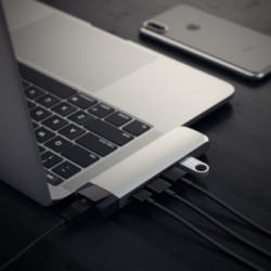 Satechi ST-TCPHES hub di interfaccia USB 3.2 Gen 1 (3.1 Gen 1) Type-C 10 Mbit/s Argento