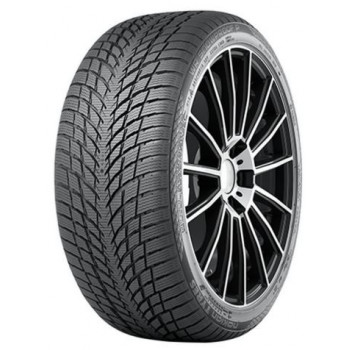 NOKIAN 235/40 R 18 95V...