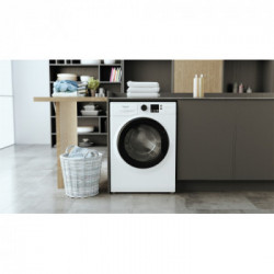 Hotpoint NF725WK IT - Lavatrice a Carica Frontale, 7 Kg, 1200 Giri, Classe B