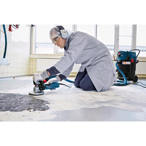 Bosch Professional GBR 15 CA - Levigatrice per...