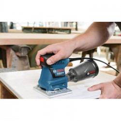 Bosch GSS 140-1 A - Levigatrice Orbitale 180W, 24.000 Oscillazioni/min, Piastra 115x107mm, Contenitore Microfilter