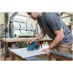 Bosch GSS 18V-10 - Levigatrice Orbitale 18V, 22.000 Oscillazioni/Min, Set di Accessori, L-Boxx, Senza Batteria e Caricabatt.
