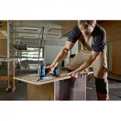 Bosch GST 18V-LI S - Seghetto Alternativo 18V, 2x4,0 Ah, Profondità Taglio 120mm, 4 Accessori, Caricabatterie, L-Boxx