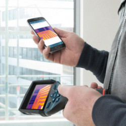 Bosch Professional GTC 400 C - Termocamera 12V, 2,0Ah,IR 160x120, Display 3,5", Cavo micro-USB, L-Boxx, Senza Batt e Caricabatt.