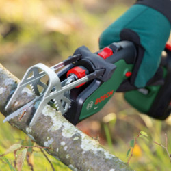 Bosch KEO 18V - Sega da Giardino, 10,8V, 1,5Ah, Ø max 60-80 mm, Lunghezza Lama 15 cm, Senza Batt. e Caricabatt.