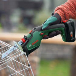 Bosch KEO 18V - Sega da Giardino, 10,8V, 1,5Ah, Ø max 60-80 mm, Lunghezza Lama 15 cm, Senza Batt. e Caricabatt.