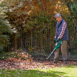 Bosch AdvancedAir 36 - Soffiatore 36V, 2,0 Ah, Velocità 250Km/h, Fino a 27 Minuti, Batt. e Caricabatt. Incl.