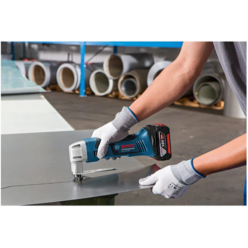 Bosch GSC 18V-16 - Cesoia per Lamiera, Senza...