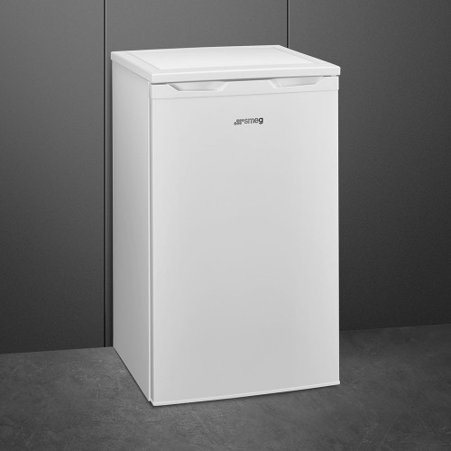 Smeg FF08FW - Congelatore Verticale, 64 Litri,...