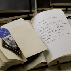 Moleskine Classic quaderno per scrivere Nero A5 240 fogli