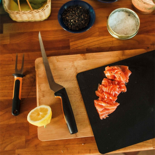 Fiskars 1057540 coltello da cucina Acciaio...