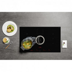 Elica NIKOLATESLA SWITCH BL/F/83 - Piano Induzione con Cappa Filtrante Integrata, Vetro Nero, 83 cm, PRF0146210, A+