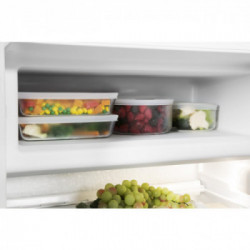 Hotpoint BTSZ 1632/HA 1 - Frigorifero Monoporta da Incasso SottoTop con Cella Freezer, 126 Litri, Classe F (A+)