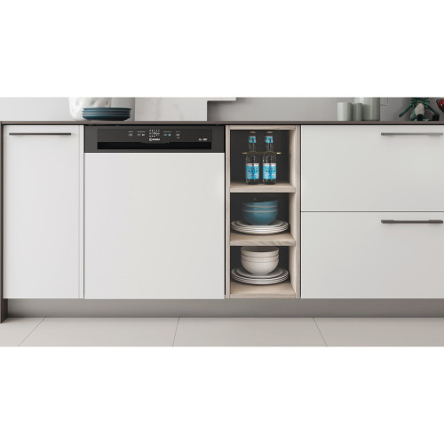 Indesit DBE 2B19 A B - Lavastoviglie A...