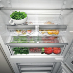 Whirlpool SP40 801 1 - Frigorifero Combinato da Incasso, 6° Senso, 400 Litri, Classe F, Cerniere a DX, 70 cm