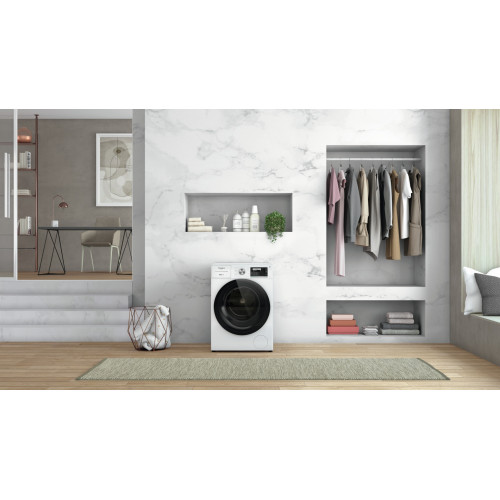 Whirlpool W8W846WR IT lavatrice Caricamento...