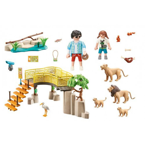 Playmobil FamilyFun Outdoor Lion Enclosure