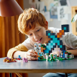 LEGO Minecraft L’avamposto della spada