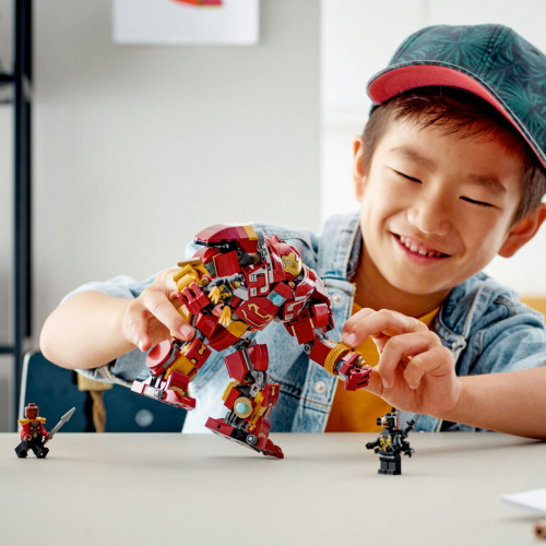 LEGO Marvel Avengers Hulkbuster: La battaglia...